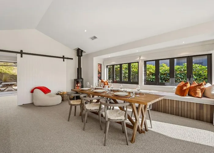 度假居 Whare Toi | Designer With Mountain Views 瓦纳卡